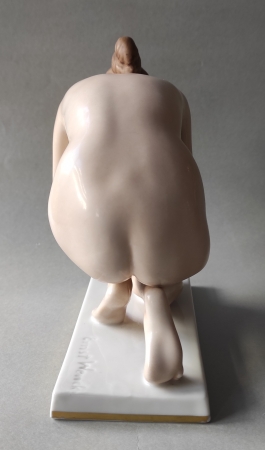 Figurka Pijąca wodę Rosenthal 1943