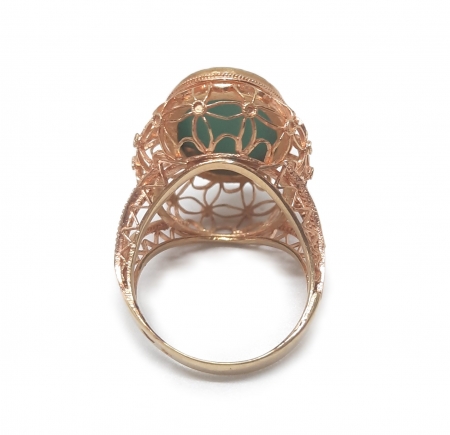 Złoty pierścionek z turkusowym kamieniem ozdobnym (amazonit?)