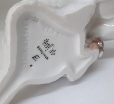 Figurka porcelanowa Szczeniak, proj. Teodor Kärner, Rosenthal Germany lata 50./60. XX w.