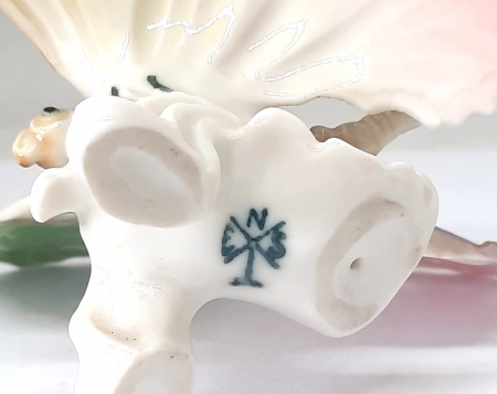 Figurka porcelanowa Motyl, Karl ENS I poł. XX w.