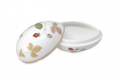 Porcelanowy pojemnik w kształcie jajka / Wedgwood