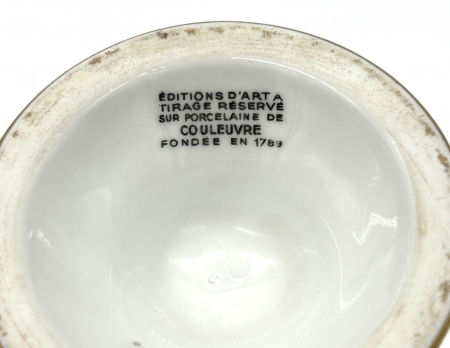 Wazonik porcelanowy