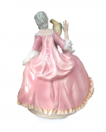 Figurka porcelanowa Dama z papugą; Niemcy / Karl ENS I poł. XX w.