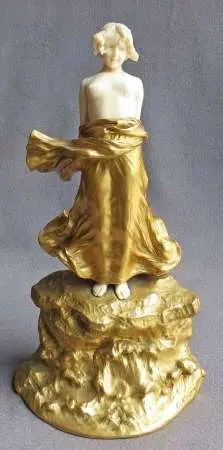 Młoda dziewczyna, ok. 1920