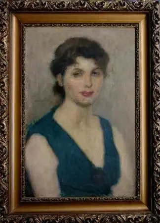  „Portret kobiety w sukni z dekoltem”
